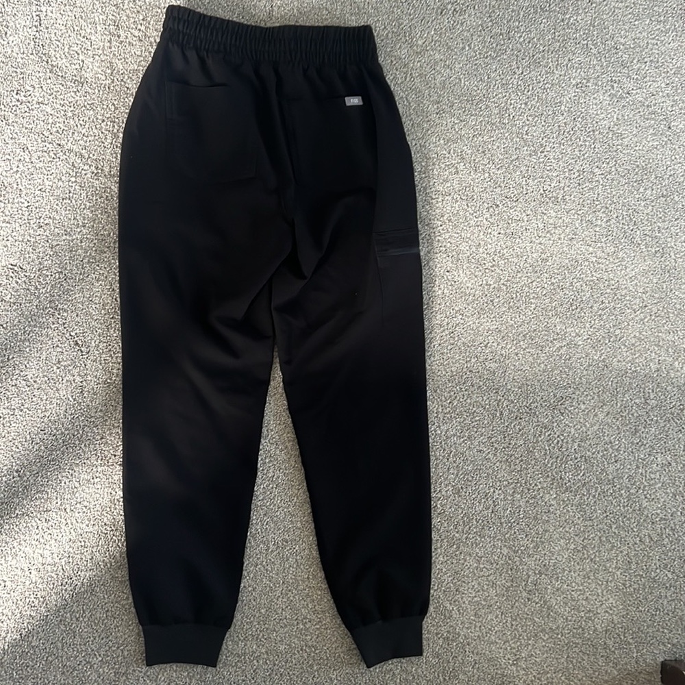 Figs black jogger scrub pants